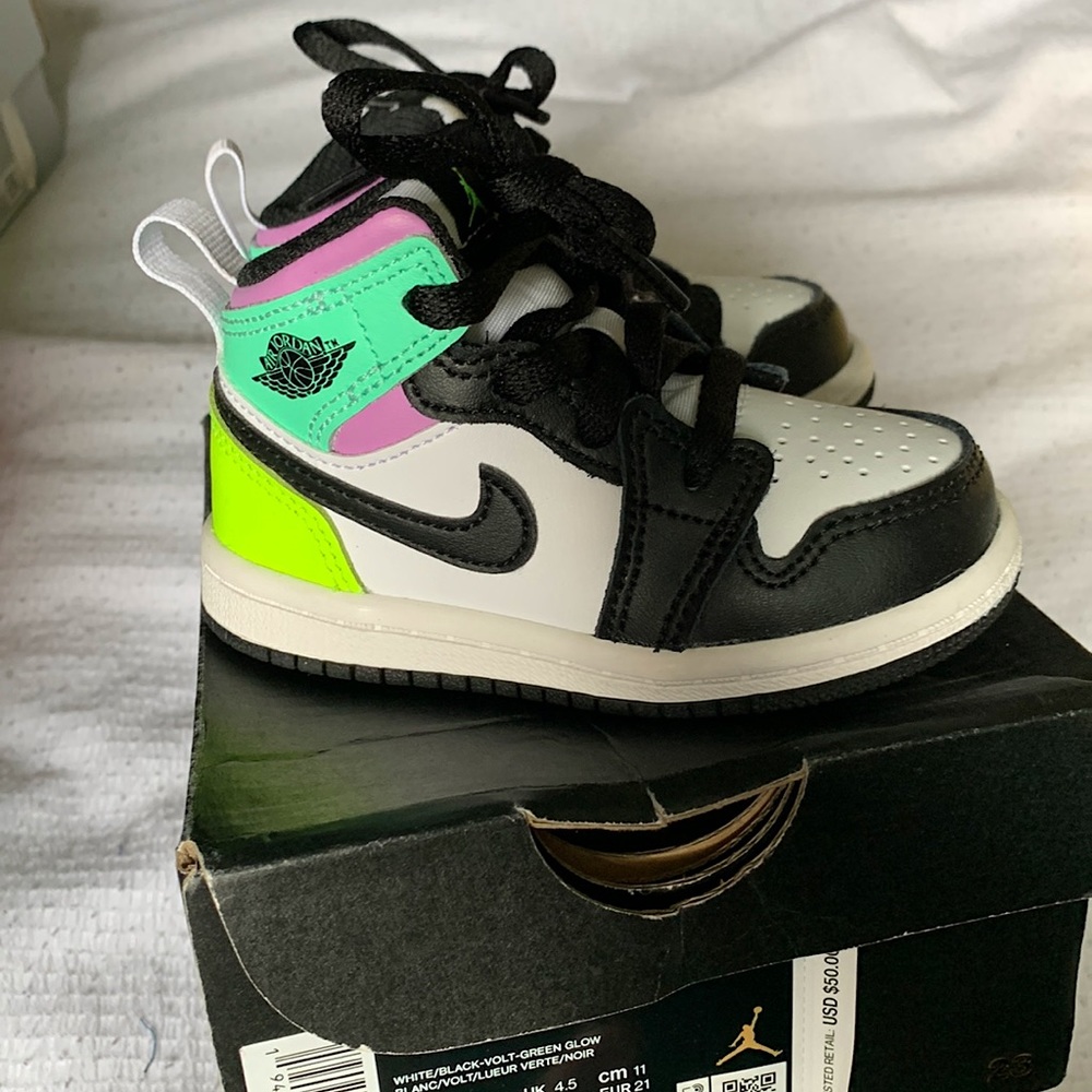Toddler Jordan 1 Mid White Black Volt Green Glow